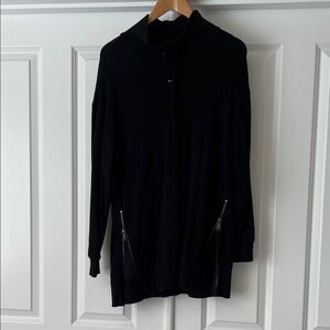 EVEREVE mock turtleneck sweatshirt.